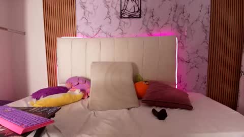 jessika online show from June 2026 06:52:02 AM