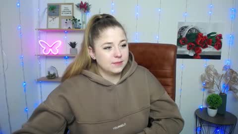 Jess online show from March 2025 07:03:01 AM