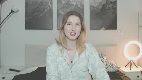 jessstonem online show from October 2025 07:47:02 PM