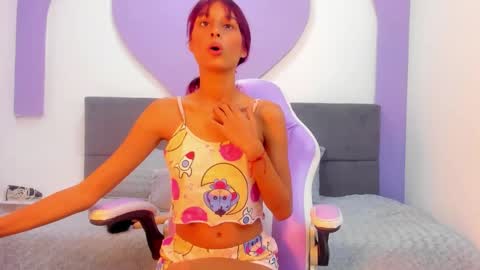 Jessy online show from October 2025 02:54:01 AM