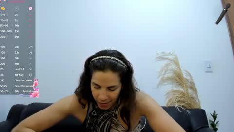 Snapshot of jessye_golden chatting on May 2026 02:03:02 PM jessye_golden online show from May 2026 02:03:02 PM