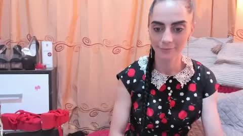 Snapshot of jessylonghair chatting on July 2026 01:42:01 PM Jessylonghair online show from July 2026 01:42:01 PM