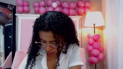 Snapshot of jessyzoe chatting on February 2025 11:27:02 AM Jessy online show from February 2025 11:27:02 AM