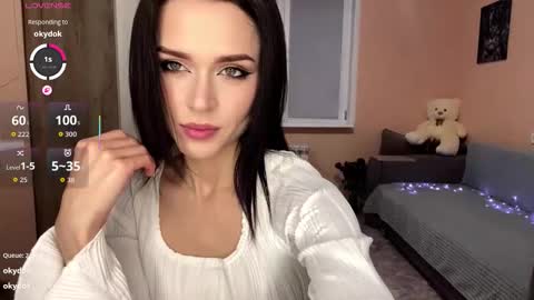 Lea online show from November 2025 04:06:02 PM