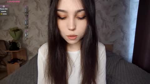 I am Gina ntmu Lets hit 10 Thumbs Up together online show from March 2026 01:22:02 PM