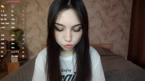 I am Gina ntmu Lets hit 10 Thumbs Up together online show from April 2026 09:20:01 AM