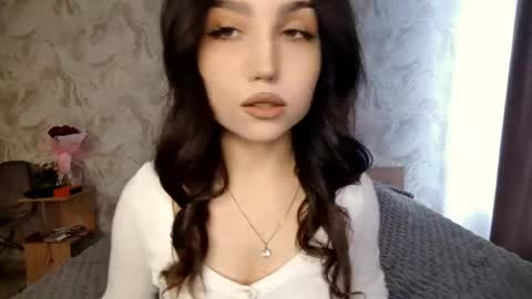 Snapshot of jettanicolay chatting on May 2026 06:29:02 AM I am Gina ntmu Lets hit 10 Thumbs Up together online show from May 2026 06:29:02 AM