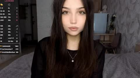 Snapshot of jettanicolay chatting on May 2026 10:36:01 AM I am Gina ntmu Lets hit 10 Thumbs Up together online show from May 2026 10:36:01 AM