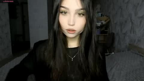 Snapshot of jettanicolay chatting on May 2026 04:41:02 AM I am Gina ntmu Lets hit 10 Thumbs Up together online show from May 2026 04:41:02 AM