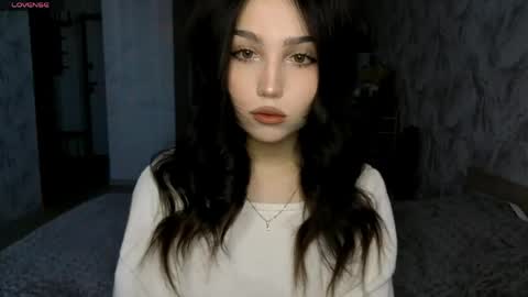 Snapshot of jettanicolay chatting on May 2026 04:43:01 AM I am Gina ntmu Lets hit 10 Thumbs Up together online show from May 2026 04:43:01 AM
