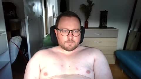 Snapshot of jeuneloup92 chatting on September 2025 03:56:02 PM jeuneloup92 online show from September 2025 03:56:02 PM