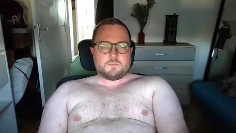 Snapshot of jeuneloup92 chatting on September 2025 04:56:01 PM jeuneloup92 online show from September 2025 04:56:01 PM