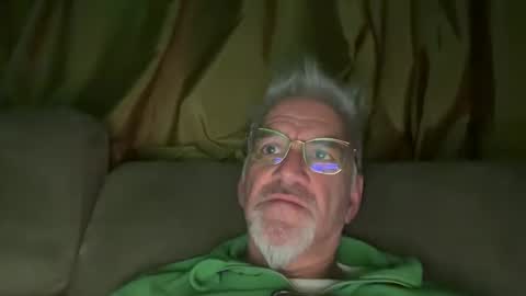 jewlronny online show from December 2024 09:36:02 PM