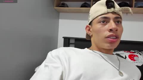 Snapshot of jey_cox23 chatting on December 2024 03:27:02 AM jey cox online show from December 2024 03:27:02 AM