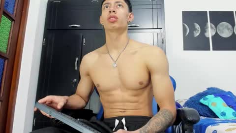 Snapshot of jey_cox23 chatting on October 2025 12:31:01 PM jey cox online show from October 2025 12:31:01 PM