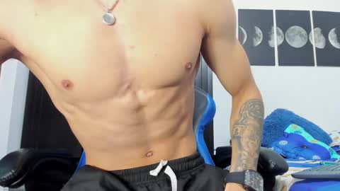 Snapshot of jey_cox23 chatting on October 2025 12:29:01 PM jey cox online show from October 2025 12:29:01 PM