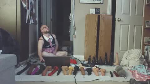 Snapshot of jghosty69 chatting on February 2025 03:11:02 AM Nasty Cumslut online show from February 2025 03:11:02 AM