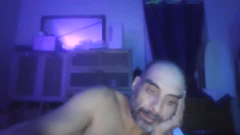 Snapshot of jglarsbel chatting on May 2026 06:27:02 PM jglarsbel online show from May 2026 06:27:02 PM