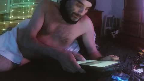 Snapshot of jglarsbel chatting on May 2026 05:32:02 PM jglarsbel online show from May 2026 05:32:02 PM
