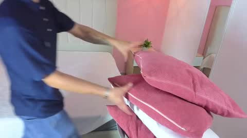 Jhan online show from April 2026 04:08:02 AM