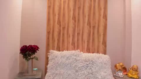 jhasly online show from October 2025 11:55:02 AM