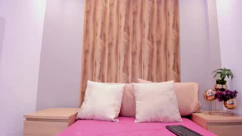 jhasly online show from December 2025 11:58:02 AM