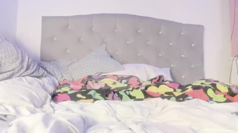 Snapshot of jhoanatrans22 chatting on December 2024 09:06:01 PM jhoanatrans22 online show from December 2024 09:06:01 PM