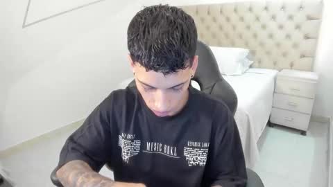 Snapshot of jhoanleandro chatting on September 2025 05:32:01 AM jhoanleandro online show from September 2025 05:32:01 AM