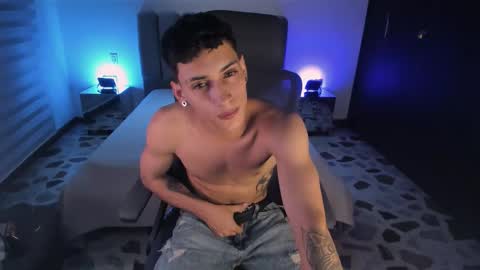 Snapshot of jhoanleandro chatting on September 2025 02:05:01 AM jhoanleandro online show from September 2025 02:05:01 AM