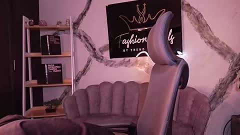 jhoanleandro online show from March 2026 04:18:02 AM