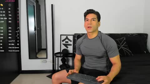 Snapshot of jhoansex_ chatting on May 2026 11:45:01 PM JHOAN online show from May 2026 11:45:01 PM
