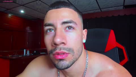 Jhojan Strong  online show from December 2024 09:47:02 PM