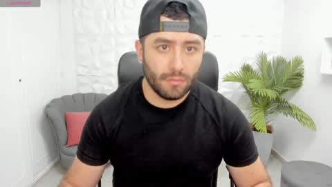 John Bear.... online show from January 2025 11:08:02 AM