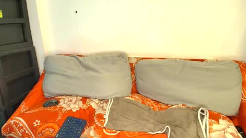 jhon_gade online show from October 2025 04:24:01 AM