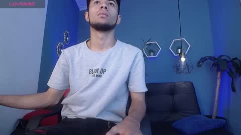 jhon_malo online show from September 2025 12:40:01 PM