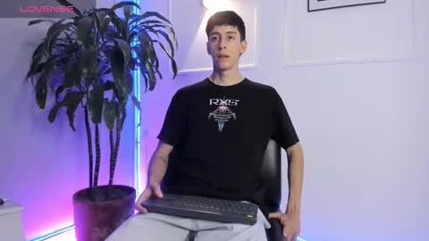 Jhon online show from November 2025 02:01:02 AM