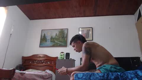 jhon tommy online show from February 2025 03:42:02 PM