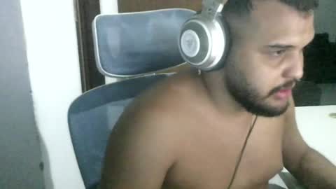 Snapshot of jhoniz chatting on May 2026 02:30:01 AM JhoniZi online show from May 2026 02:30:01 AM