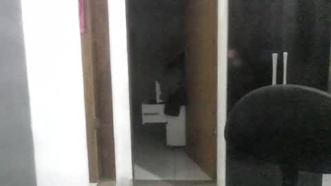 jhonizin online show from October 2025 06:58:02 AM