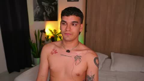 Snapshot of jhonnyx_ chatting on July 2026 12:20:01 AM Jhonny online show from July 2026 12:20:01 AM