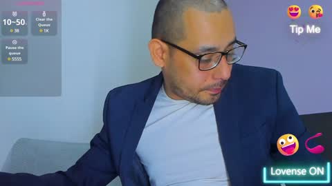 Jhony Alzate online show from December 2024 03:37:01 AM