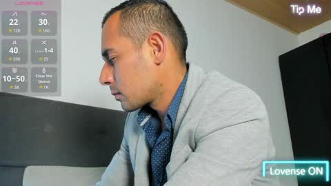 Jhony Alzate online show from April 2026 02:34:02 AM