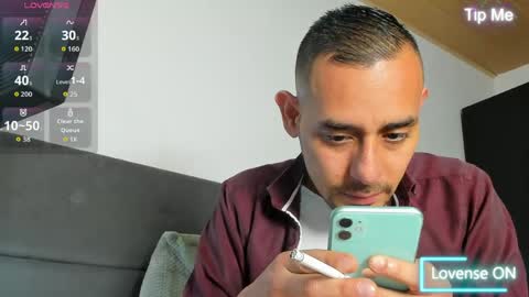 Jhony Alzate online show from April 2026 03:35:02 AM