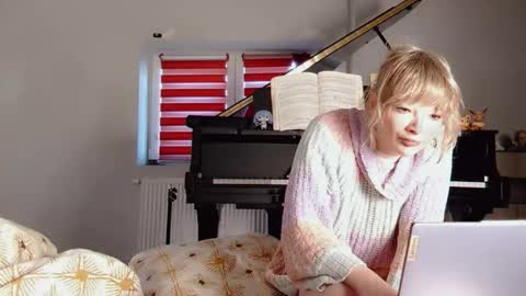 Anya online show from March 2026 09:38:02 AM