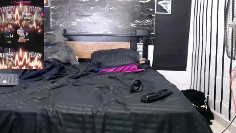 jhosuamoore2 online show from October 2025 09:16:01 AM