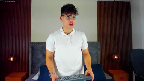 jhoumod_21 online show from November 2025 03:12:02 AM