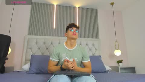 jhoumod_21 online show from November 2025 03:06:01 AM