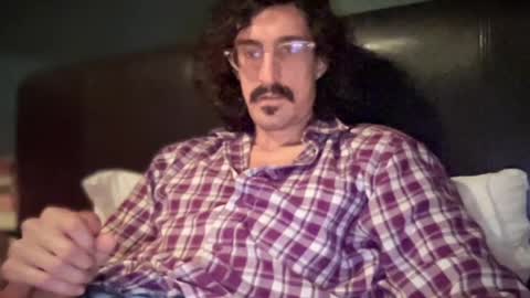 Snapshot of jiggz1986 chatting on May 2026 11:20:01 PM Jigz1986 online show from May 2026 11:20:01 PM