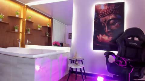 Jimena Adams online show from February 2026 07:20:01 PM