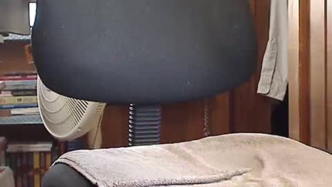 Snapshot of jimjr653 chatting on April 2026 10:44:02 PM jimjr653 online show from April 2026 10:44:02 PM